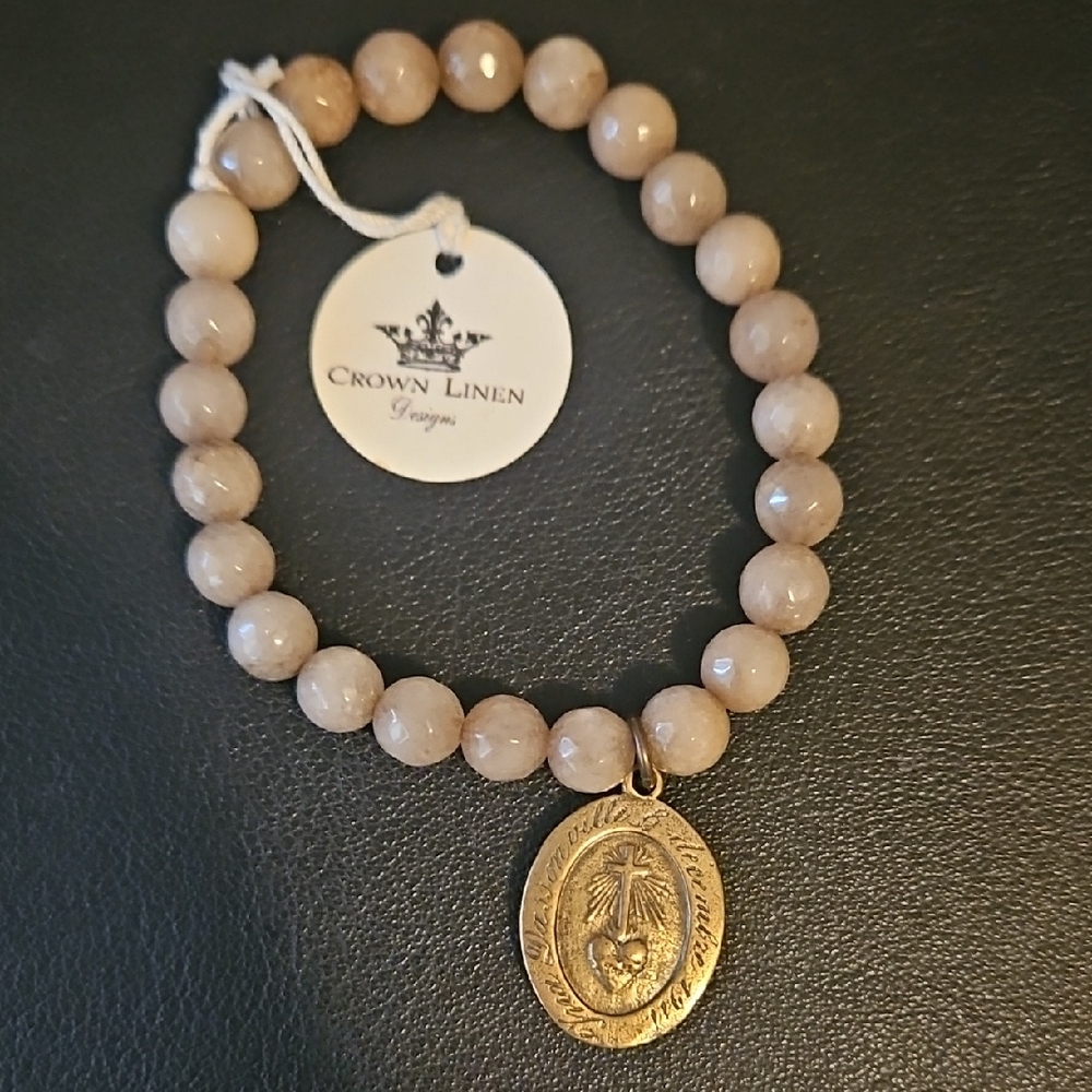 Crown Linen Design Bracelet